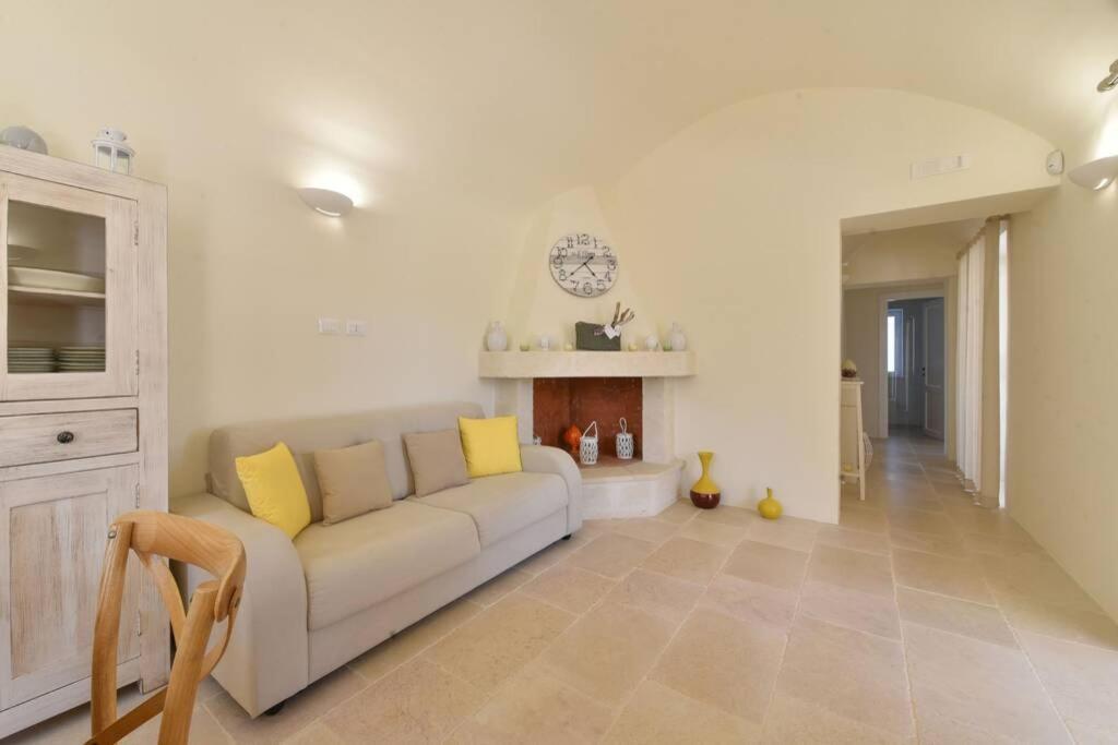 Tenuta Trullo Pietra Bianca Ostuni Exterior foto